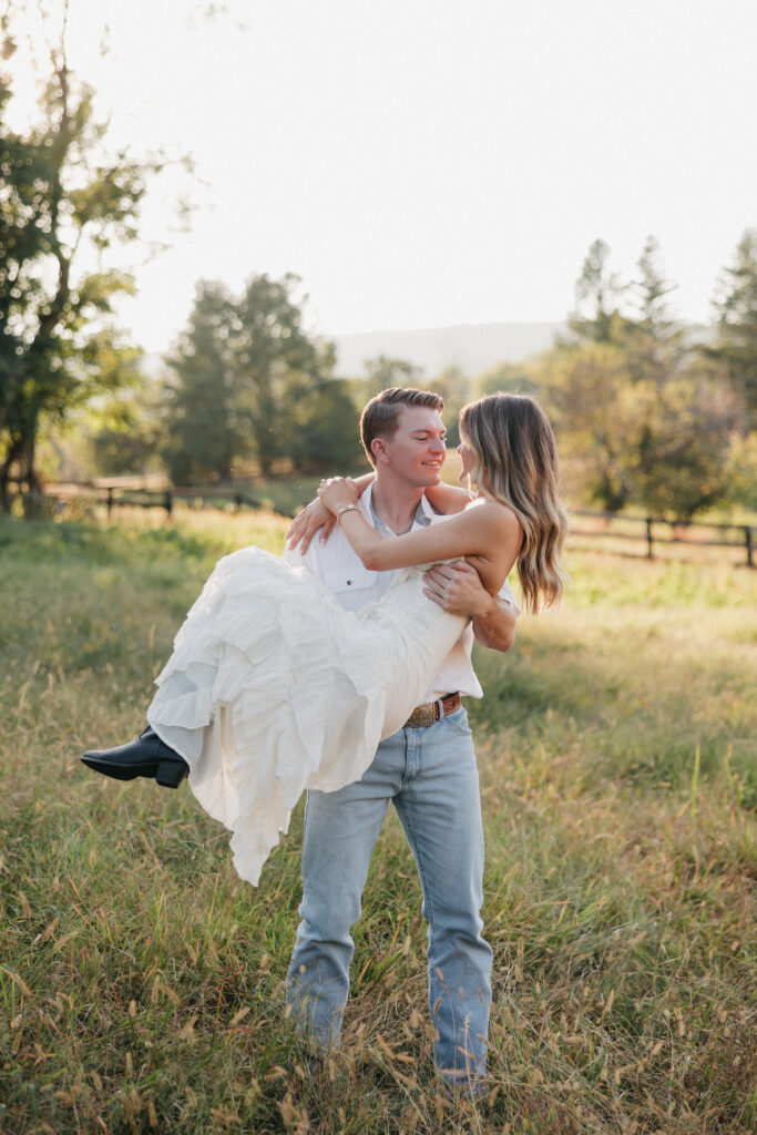 Refined, natural engagement photography for couples inspired by countryside charm and modern romance.