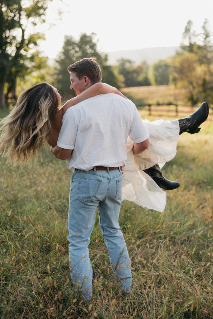Refined, natural engagement photography for couples inspired by countryside charm and modern romance.