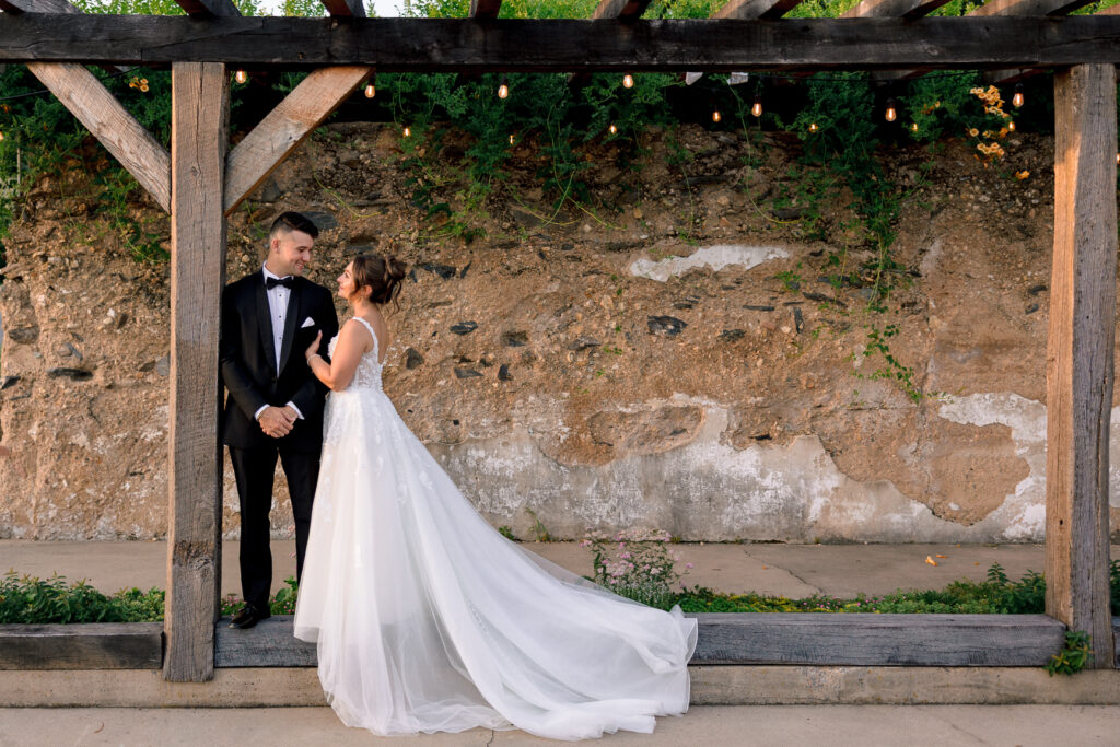 Italian Inspired Glen Ellen Farm Wedding | Virginia Wedding Photography by Rachel Yearick