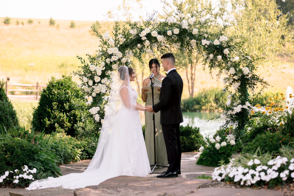 Glen Ellen Wedding Ceremony photographed by Rachel Yearick