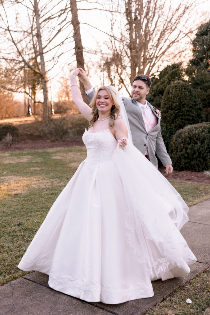 Romantic winter wedding portraits at Raspberry Plain Manor in Leesburg VA