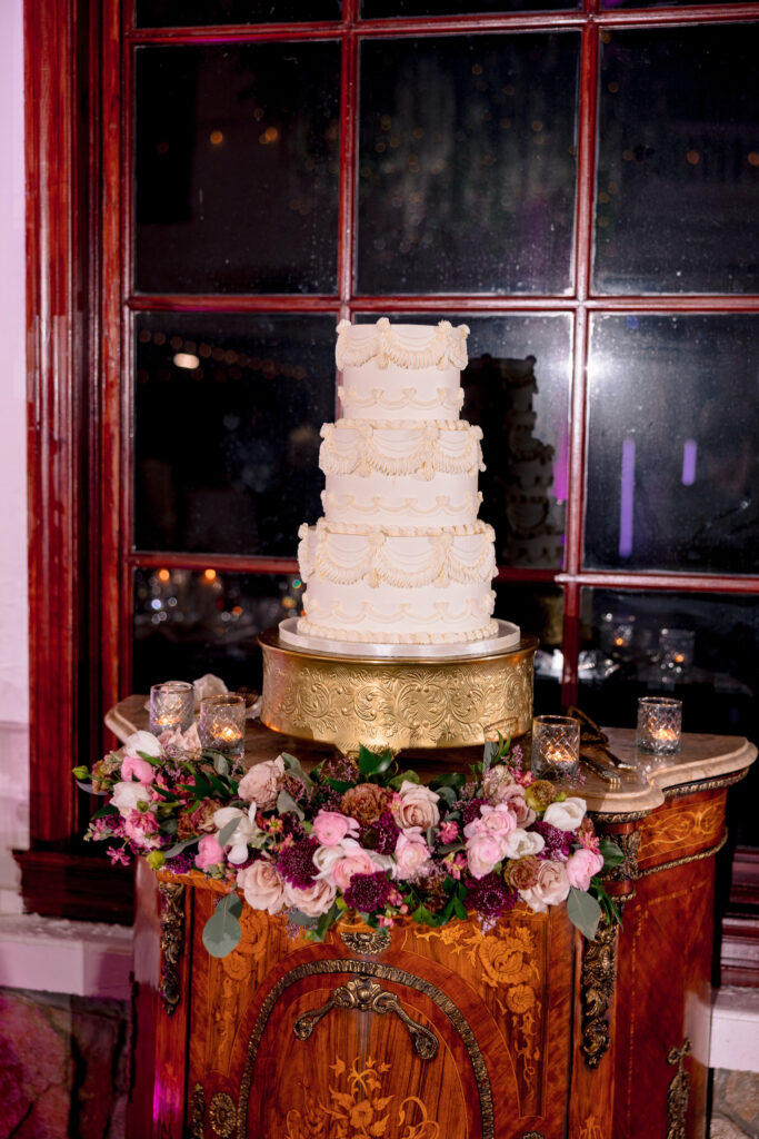 Candlelit reception details at Raspberry Plain Manor winter wedding in Virginia