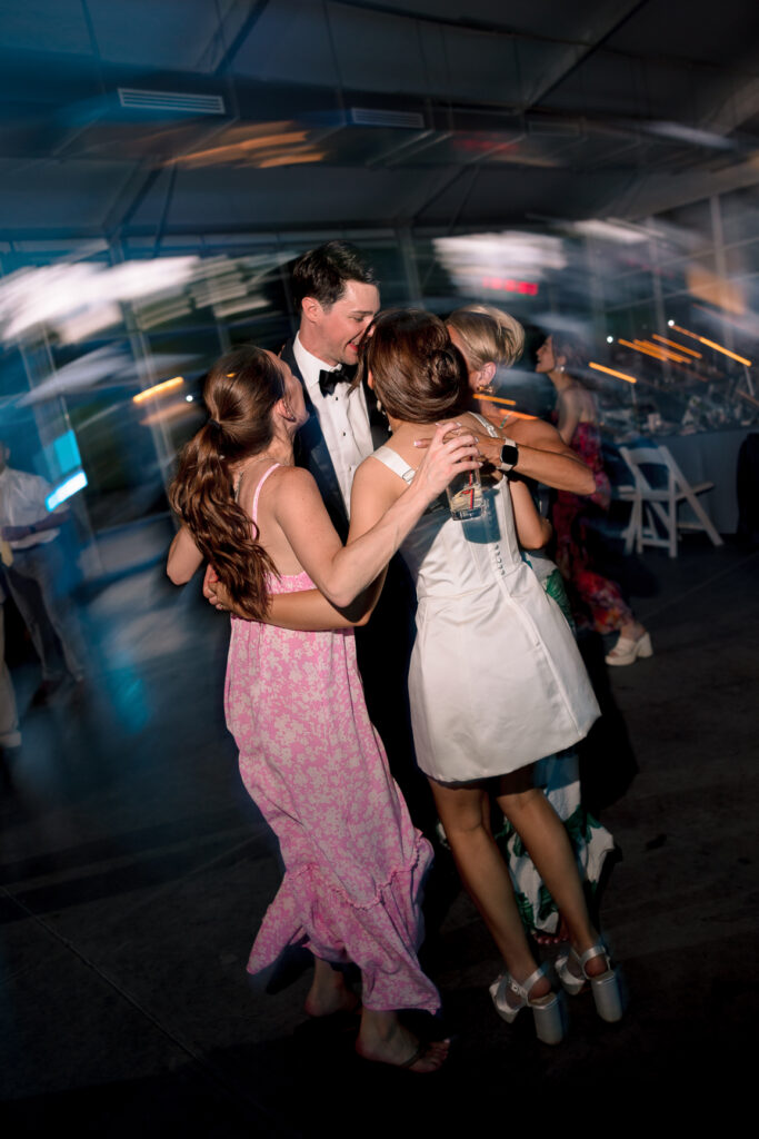 Summer wedding at Tranquility Farm in Purcellville Virginia