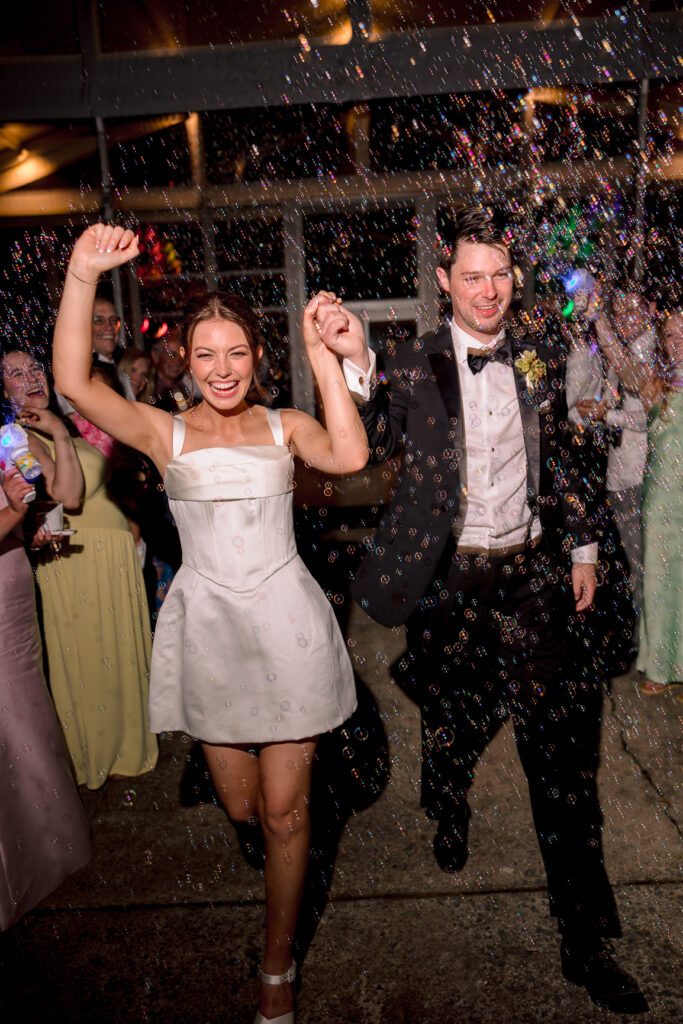 Summer wedding at Tranquility Farm in Purcellville Virginia